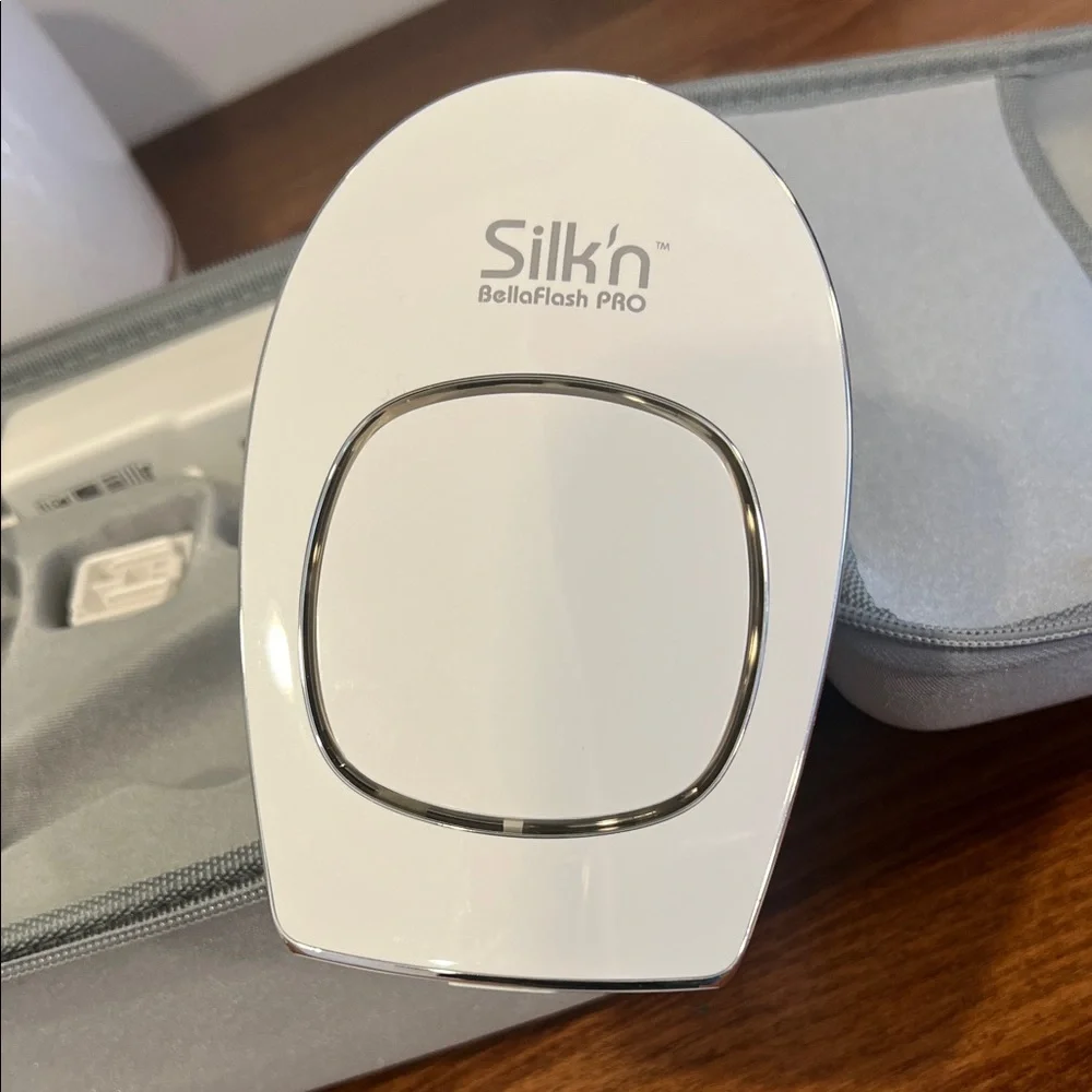 Silk'n BellaFlash Pro Hair Removal Device - White